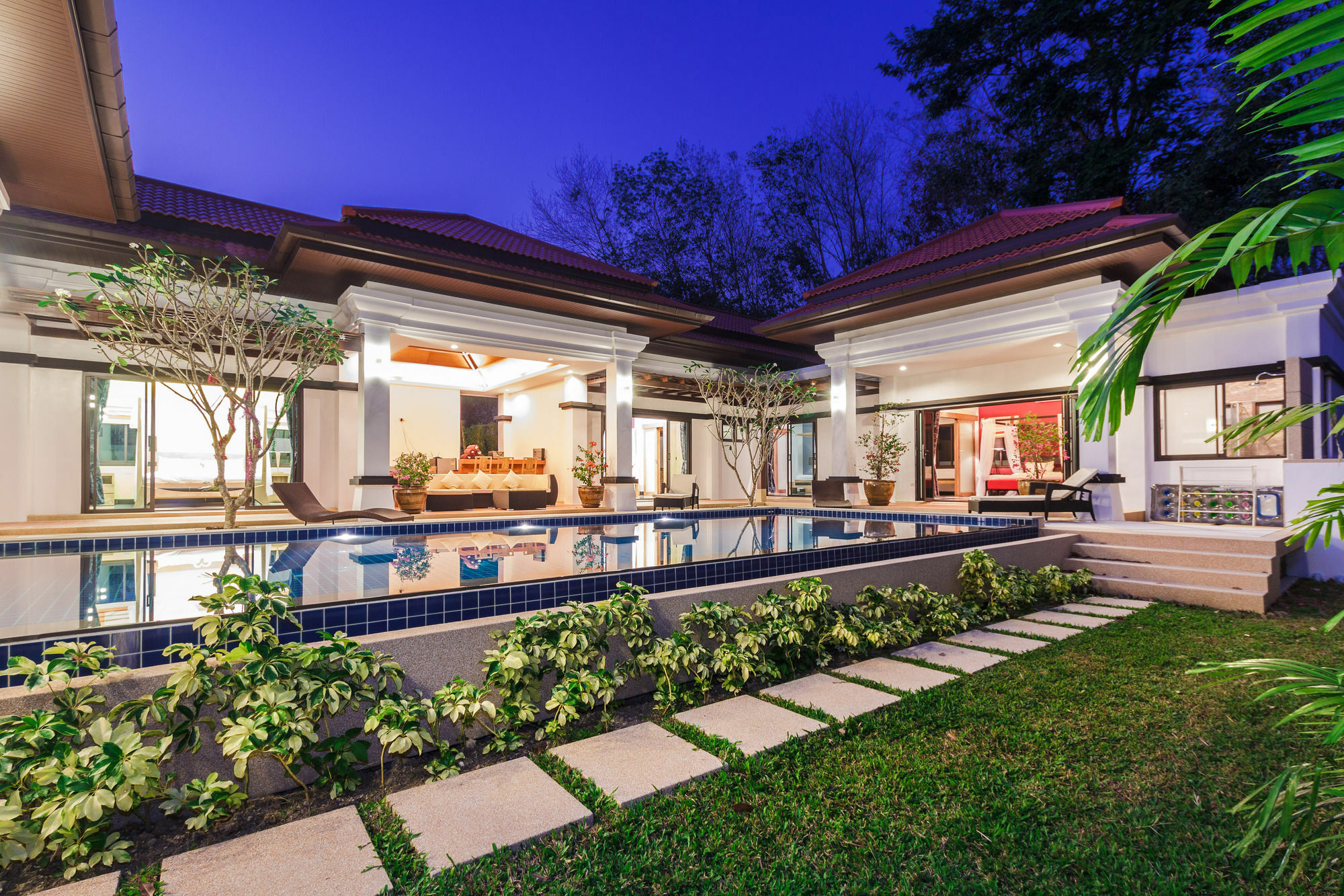 Jewels Villas Phuket Surin Plajı Dış mekan fotoğraf